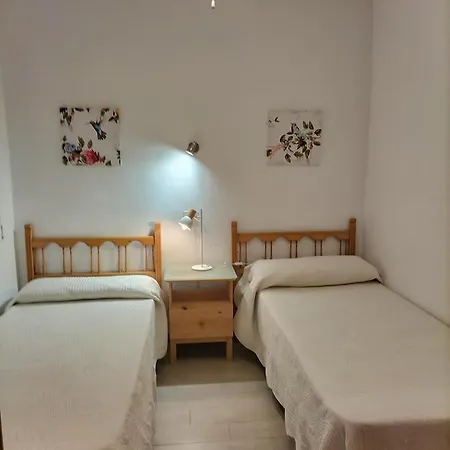 Apartiabeach شقة